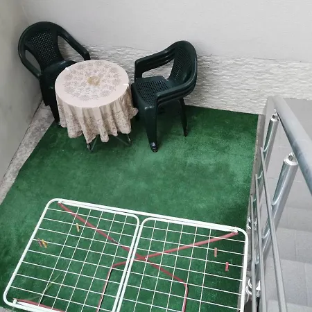 Стая За Гости Apartment *